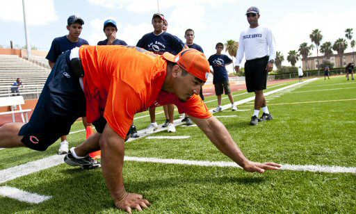 Robert Garza Overnight Football Camp - Football Camps